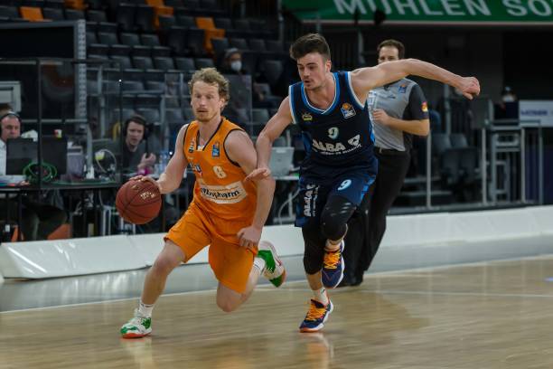 换经纪人是 换经纪人是