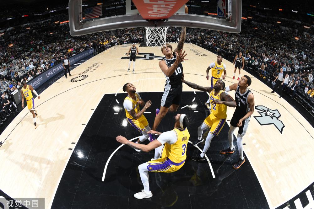 在现代足球 在现代足球